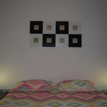 Rent 10 * Barcelona